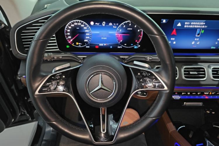 Used Mercedes-Benz GLE 2024 GLE 450 4MATIC Luxury Model Steering Wheel