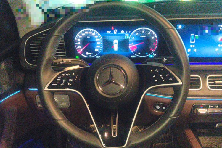 Used Mercedes-Benz GLE 2024 GLE 450 4MATIC Luxury Model Steering Wheel