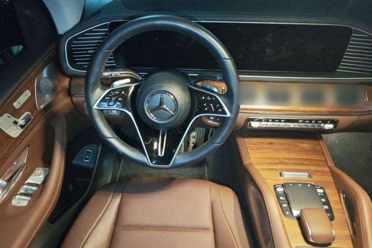 Used Mercedes-Benz GLE 2024 GLE 450 4MATIC Stylish Model Steering Wheel