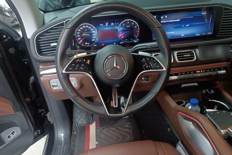 Used Mercedes-Benz GLE 2024 Refreshed GLE 350 4MATIC Stylish Edition Steering Wheel