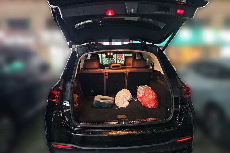 Used Mercedes-Benz GLE 2024 GLE 450 4MATIC Luxury Model Trunk