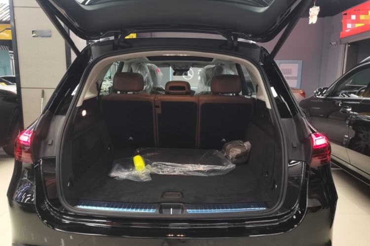Used Mercedes-Benz GLE 2024 Refreshed GLE 350 4MATIC Stylish Edition Trunk