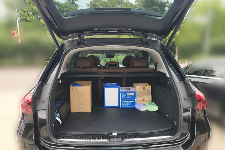 Used Mercedes-Benz GLE 2024 GLE 450 4MATIC Luxury Model Trunk