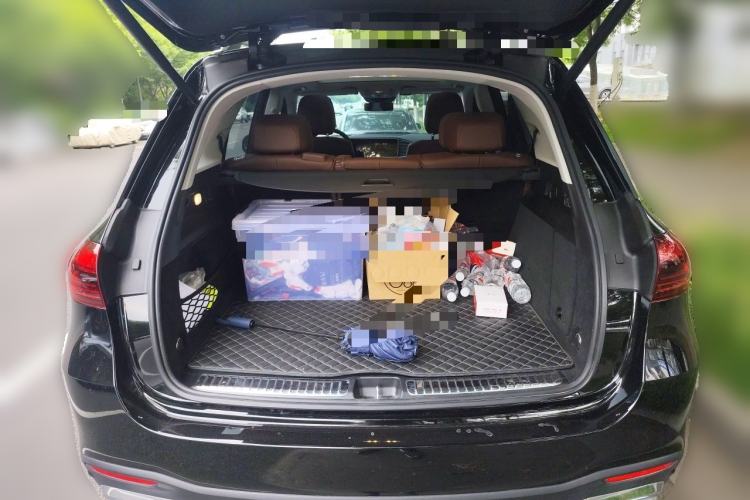 Used Mercedes-Benz GLE 2024 GLE 450 4MATIC Luxury Model Trunk