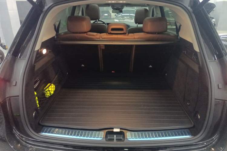 Used Mercedes-Benz GLE 2024 GLE 450 4MATIC Stylish Model Trunk