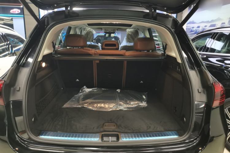 Used Mercedes-Benz GLE 2024 GLE 450 4MATIC Stylish Model Trunk