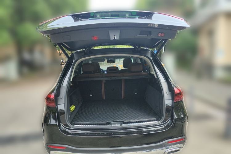 Used Mercedes-Benz GLE 2024 Refreshed GLE 350 4MATIC Stylish Edition Trunk