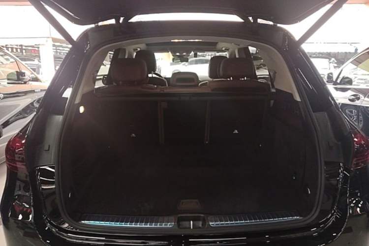 Used Mercedes-Benz GLE 2024 GLE 450 4MATIC Stylish Model Trunk