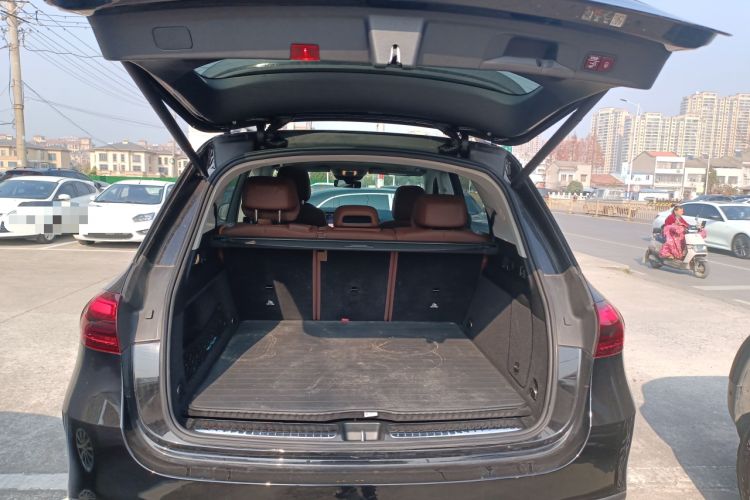 Used Mercedes-Benz GLE 2024 Refreshed GLE 350 4MATIC Stylish Edition Trunk