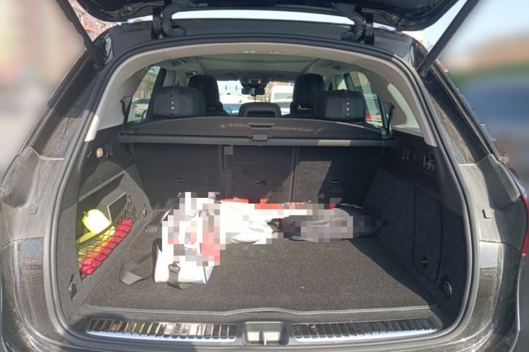 Used Mercedes-Benz GLE 2024 GLE 450 4MATIC Stylish Model Trunk