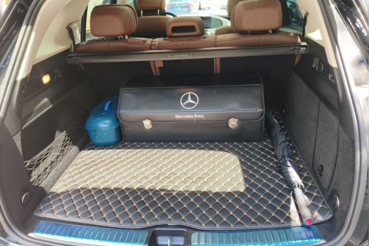 Used Mercedes-Benz GLE 2024 GLE 450 4MATIC Stylish Model Trunk