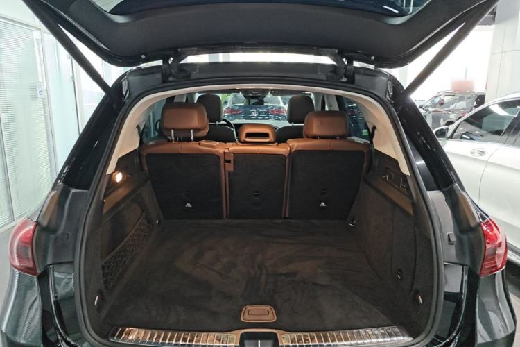 Used Mercedes-Benz GLE 2024 GLE 450 4MATIC Luxury Model Trunk