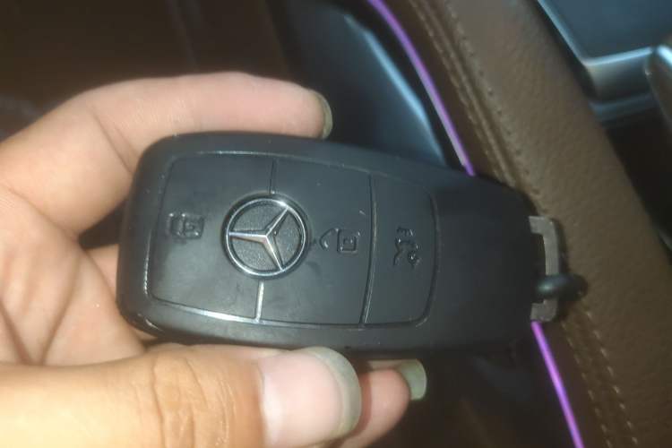 Used Mercedes-Benz GLE 2024 GLE 350 4MATIC Stylish Model Vehicle Key