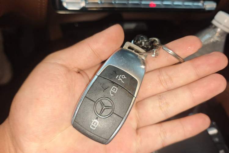 Used Mercedes-Benz GLE 2024 GLE 450 4MATIC AMG Line Vehicle Key