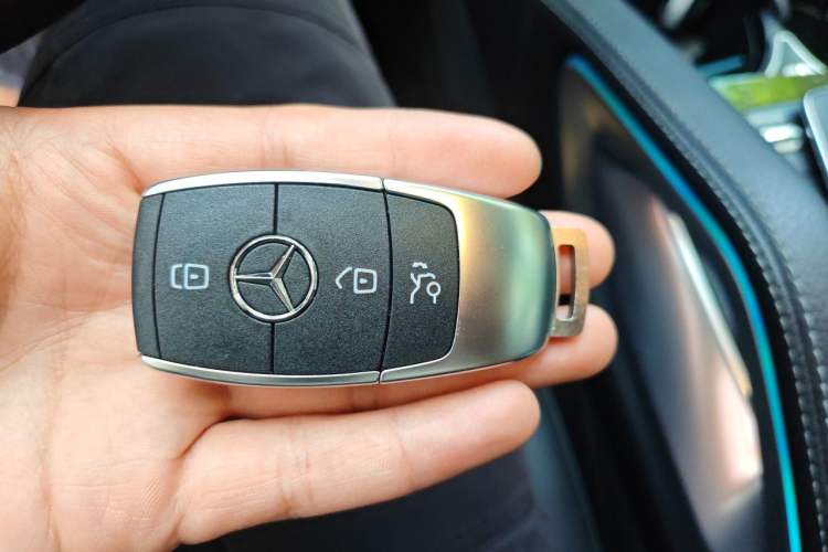 Used Mercedes-Benz GLE 2024 GLE 350 4MATIC Dynamic Edition Vehicle Key