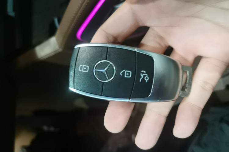 Used Mercedes-Benz GLE 2024 GLE 450 4MATIC Stylish Model Vehicle Key