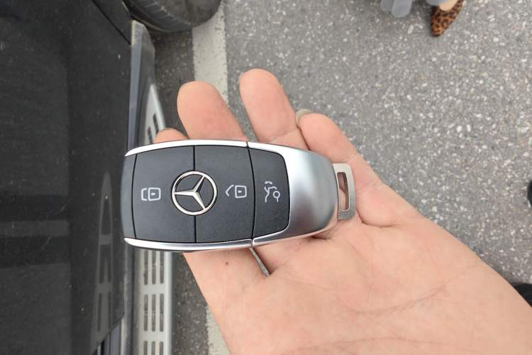 Used Mercedes-Benz GLE 2024 GLE 450 4MATIC AMG Line Vehicle Key
