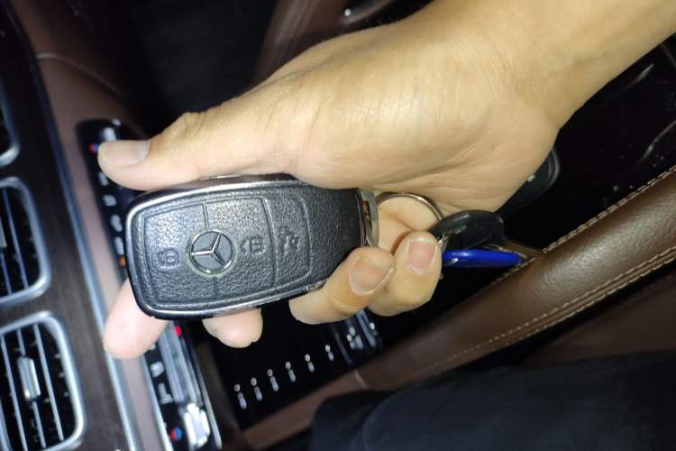 Used Mercedes-Benz GLE 2024 GLE 350 4MATIC Dynamic Edition Vehicle Key