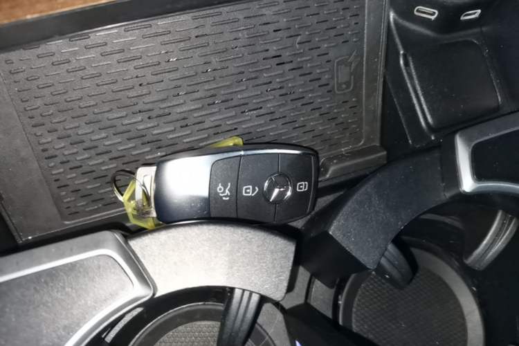 Used Mercedes-Benz GLE 2024 GLE 450 4MATIC Stylish Model Vehicle Key