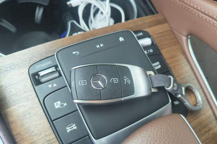 Used Mercedes-Benz GLE 2024 GLE 450 4MATIC Stylish Model Vehicle Key