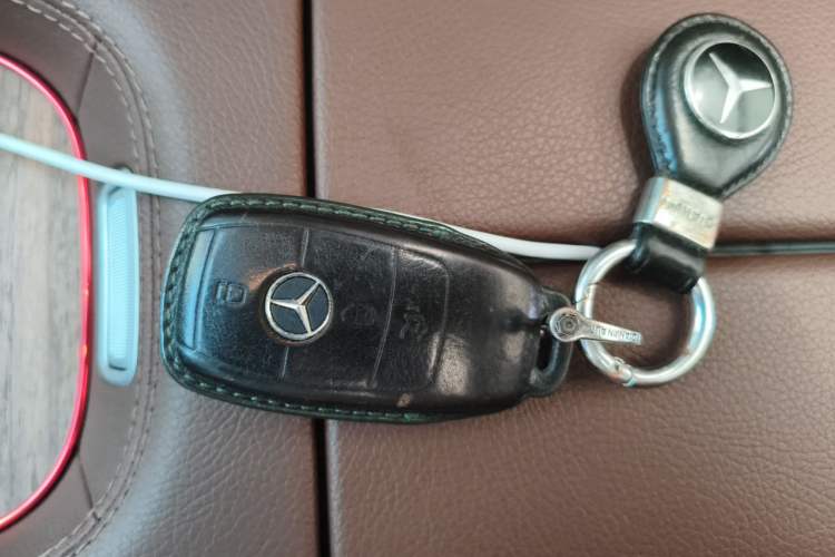 Used Mercedes-Benz GLE 2024 GLE 450 4MATIC Stylish Model Vehicle Key