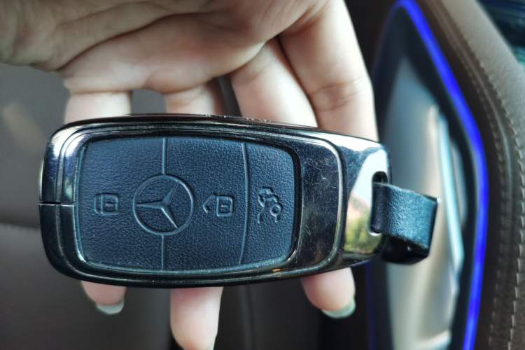 Used Mercedes-Benz GLE 2024 GLE 350 4MATIC Stylish Model Vehicle Key