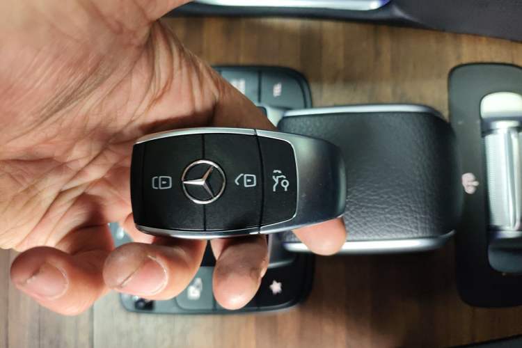 Used Mercedes-Benz GLE 2024 GLE 450 4MATIC Stylish Model Vehicle Key