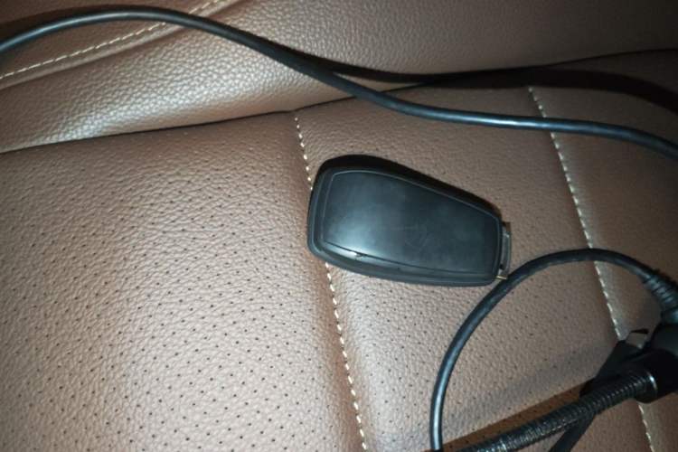 Used Mercedes-Benz GLE 2024 GLE 450 4MATIC Stylish Model Vehicle Key