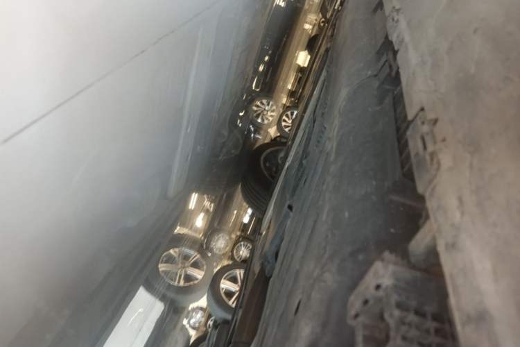Used Mercedes-Benz GLE 2024 GLE 450 4MATIC Luxury Model Chassis Rear Left