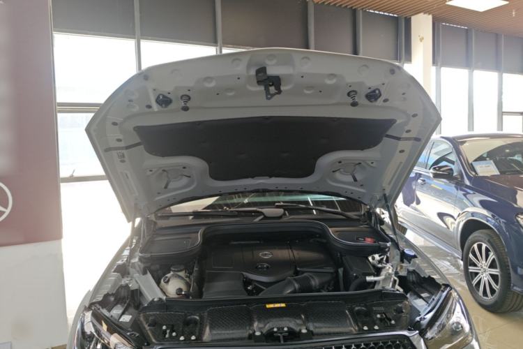 Used Mercedes-Benz GLE 2024 Refreshed GLE 350 4MATIC Stylish Edition Engine Bay