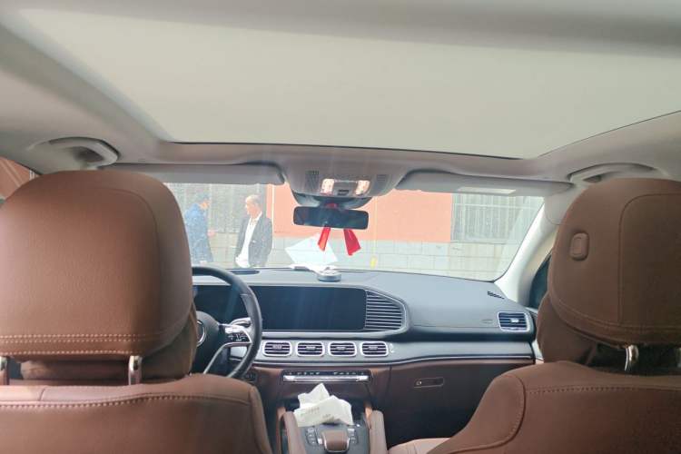 Used Mercedes-Benz GLE 2024 GLE 450 4MATIC Luxury Model Headliner
