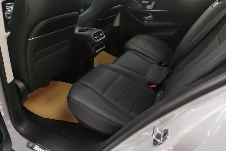 Used Mercedes-Benz GLE 2024 GLE 450 4MATIC Luxury Model Left Rear Seat