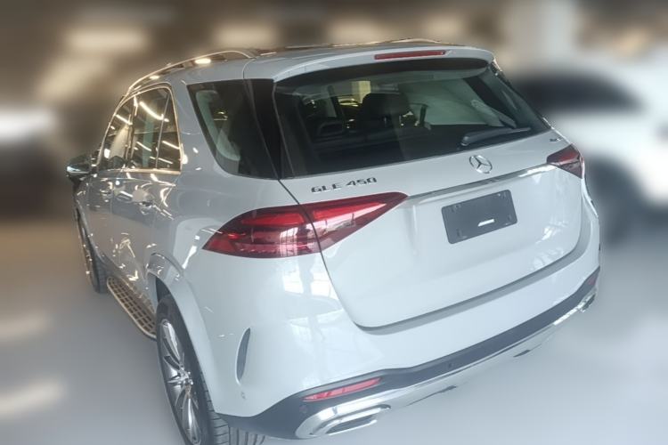 Used Mercedes-Benz GLE 2024 GLE 450 4MATIC Luxury Model Rear Left 45 Deg