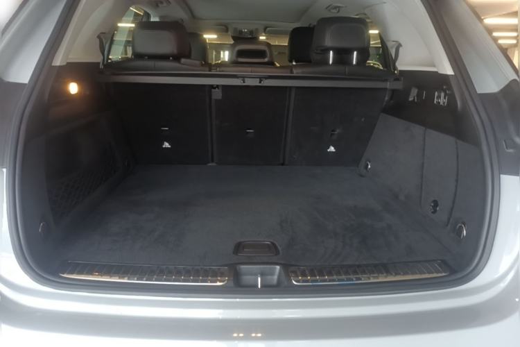 Used Mercedes-Benz GLE 2024 GLE 450 4MATIC Luxury Model Trunk