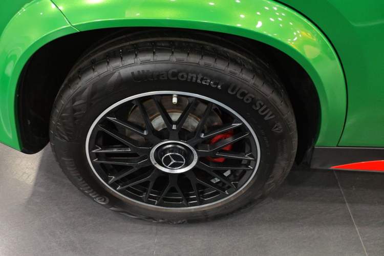 Used Mercedes-Benz GLE 2024 GLE 350 4MATIC Stylish Model Right Rear Wheel Hub