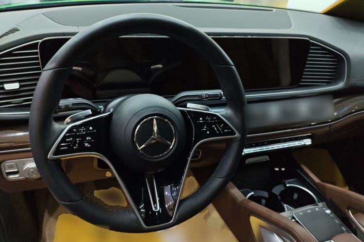 Used Mercedes-Benz GLE 2024 GLE 350 4MATIC Stylish Model Steering Wheel