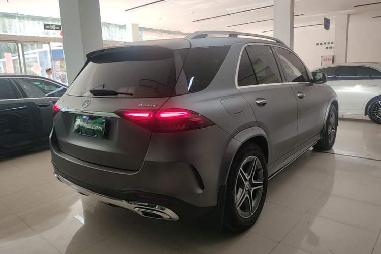 Used Mercedes-Benz GLE 2024 GLE 450 4MATIC Stylish Model Rear Right 45 Deg