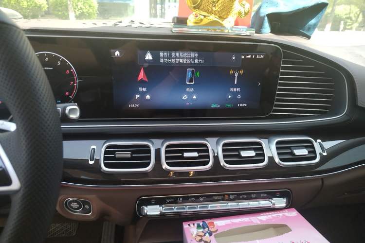 Used Mercedes-Benz GLE 2025 GLE 350 4MATIC Stylish Model Audio And AC Panel
