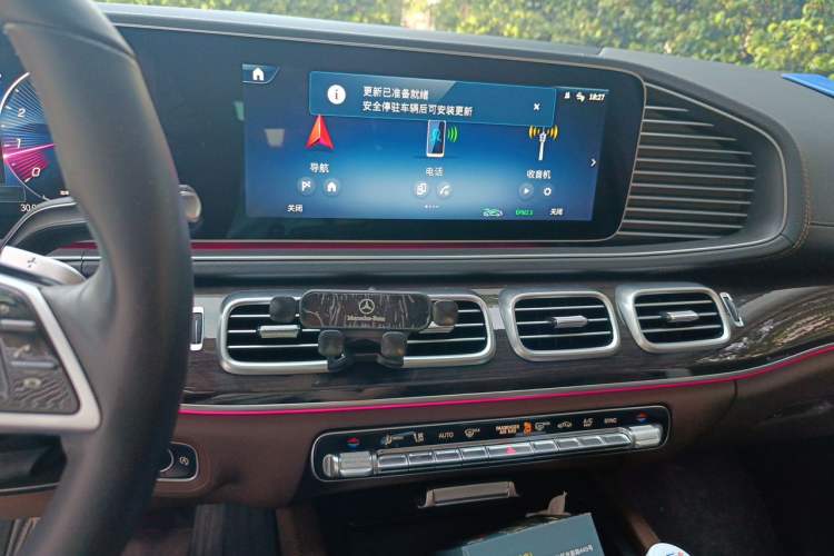 Used Mercedes-Benz GLE 2025 GLE 350 4MATIC Stylish Model Audio And AC Panel