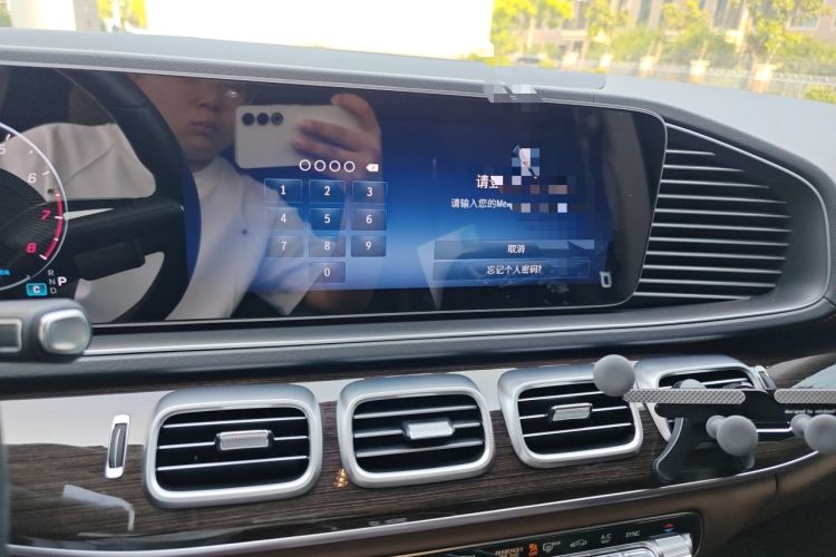 Used Mercedes-Benz GLE 2025-Year Restyled GLE 350 4MATIC Fashion Edition Audio And AC Panel