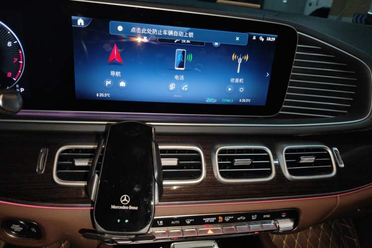 Used Mercedes-Benz GLE 2025 GLE 350 4MATIC Stylish Model Audio And AC Panel
