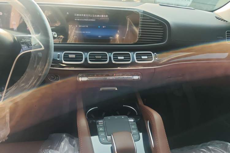 Used Mercedes-Benz GLE 2025-Year Restyled GLE 350 4MATIC Fashion Edition Audio And AC Panel