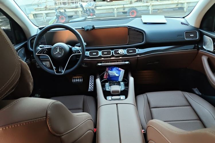 Used Mercedes-Benz GLE 2025-Year Restyled GLE 350 4MATIC Fashion Edition Center Console