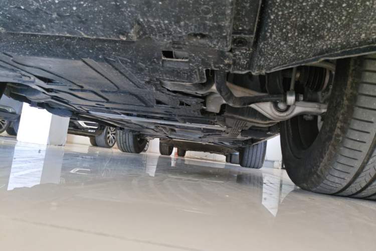 Used Mercedes-Benz GLE 2025 GLE 450 4MATIC Fashion Edition Chassis Front Left