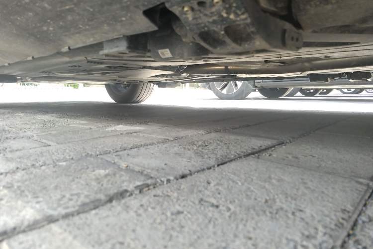 Used Mercedes-Benz GLE 2025 GLE 350 4MATIC Stylish Model Chassis Rear Left