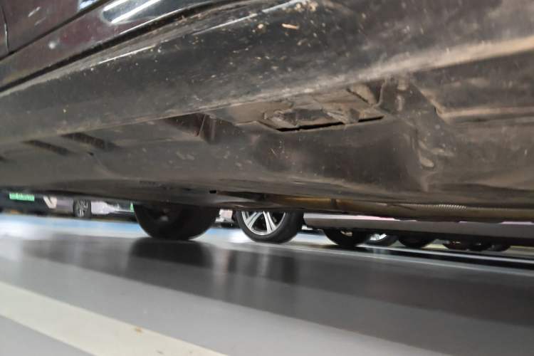 Used Mercedes-Benz GLE 2025 GLE 350 4MATIC Stylish Model Chassis Rear Left