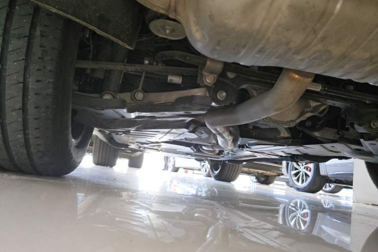 Used Mercedes-Benz GLE 2025 GLE 450 4MATIC Fashion Edition Chassis Rear Left