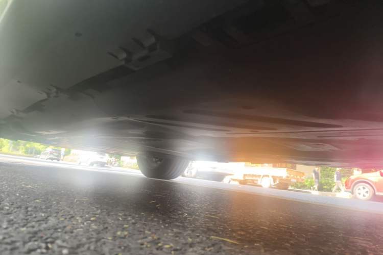Used Mercedes-Benz GLE 2025 GLE 350 4MATIC Stylish Model Chassis Rear Left