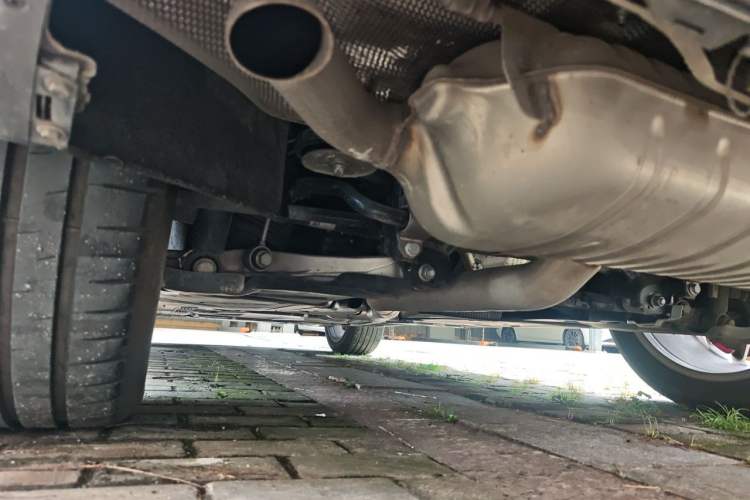 Used Mercedes-Benz GLE 2025 GLE 450 4MATIC Luxury Model Chassis Rear Left