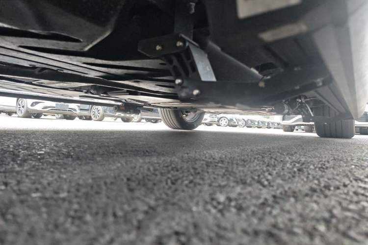 Used Mercedes-Benz GLE 2025 GLE 350 4MATIC Stylish Model Chassis Rear Right